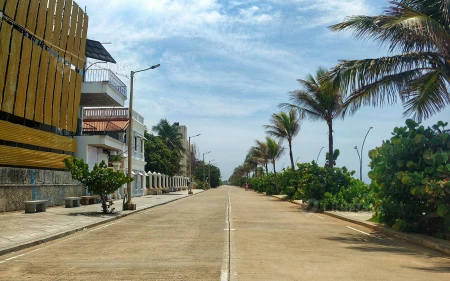 Promenade Beach Puducherry: A Picturesque Destination for Relaxation and Fun Image