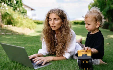 Online Learning for Parents Image