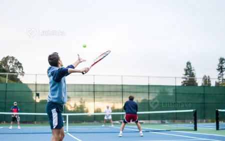 Tennis Match Image