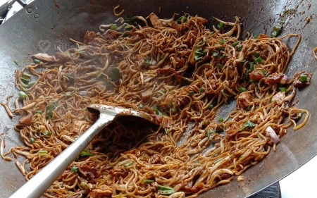 Delicious Indonesian Mie Goreng Image