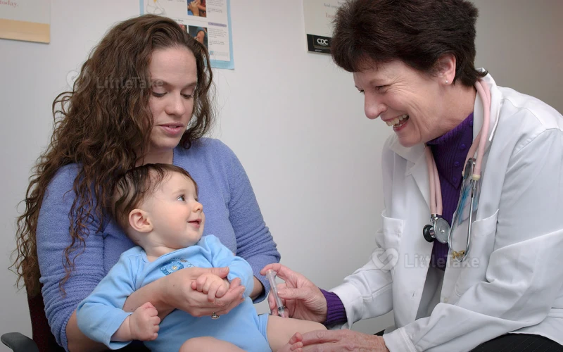 Baby's First Year Vaccination Schedule 