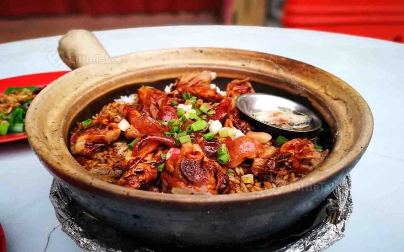 Malaysian Claypot Chicken Rice 