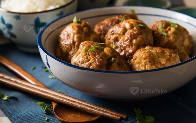 Chinese Lion's Head Meatballs